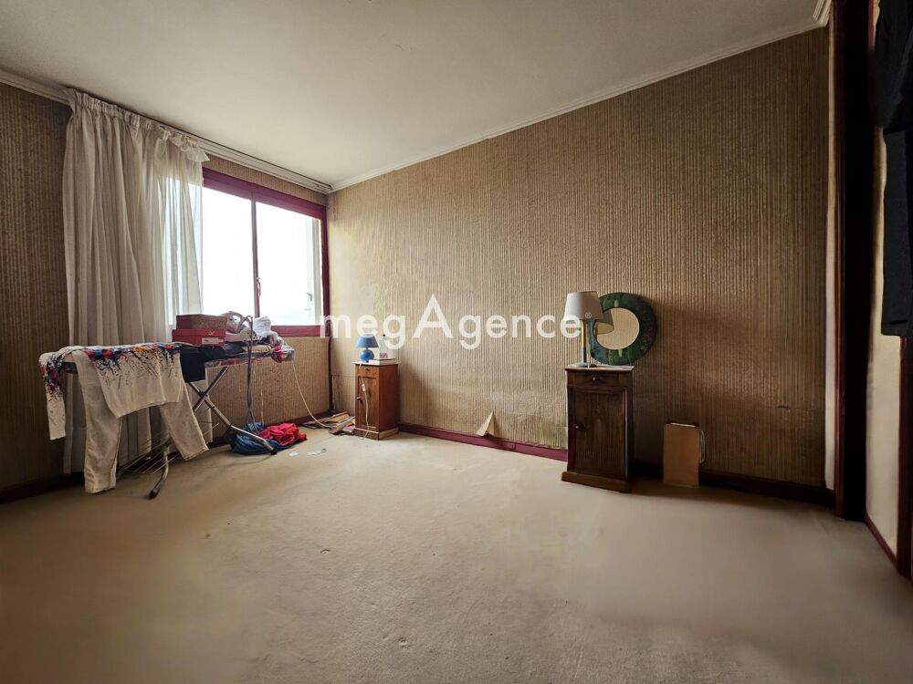 APPARTEMENT 4 PIECES 73 M² AVEC PARKING ET CAVES