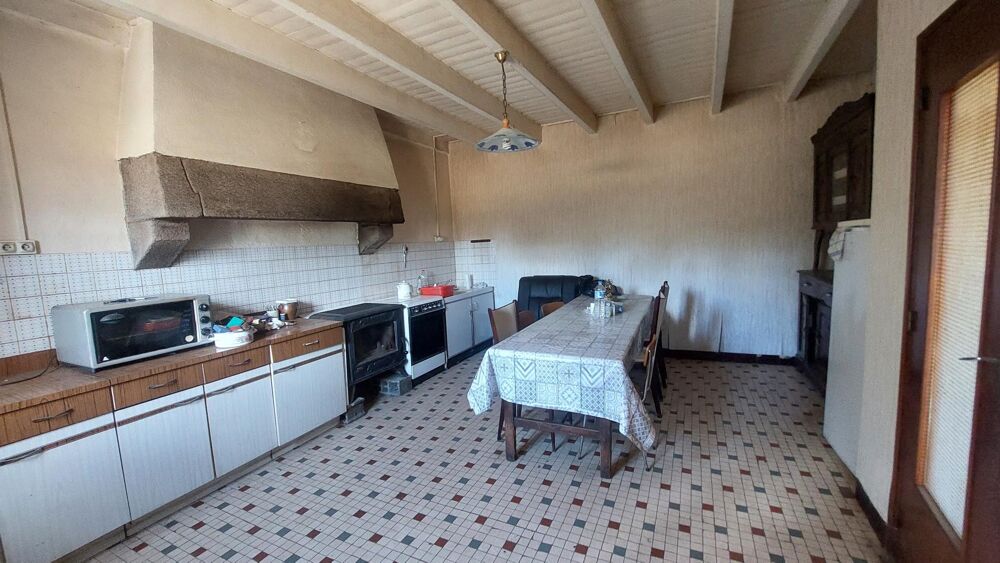 Maison en pierre à rénover - Bois de 4800m²