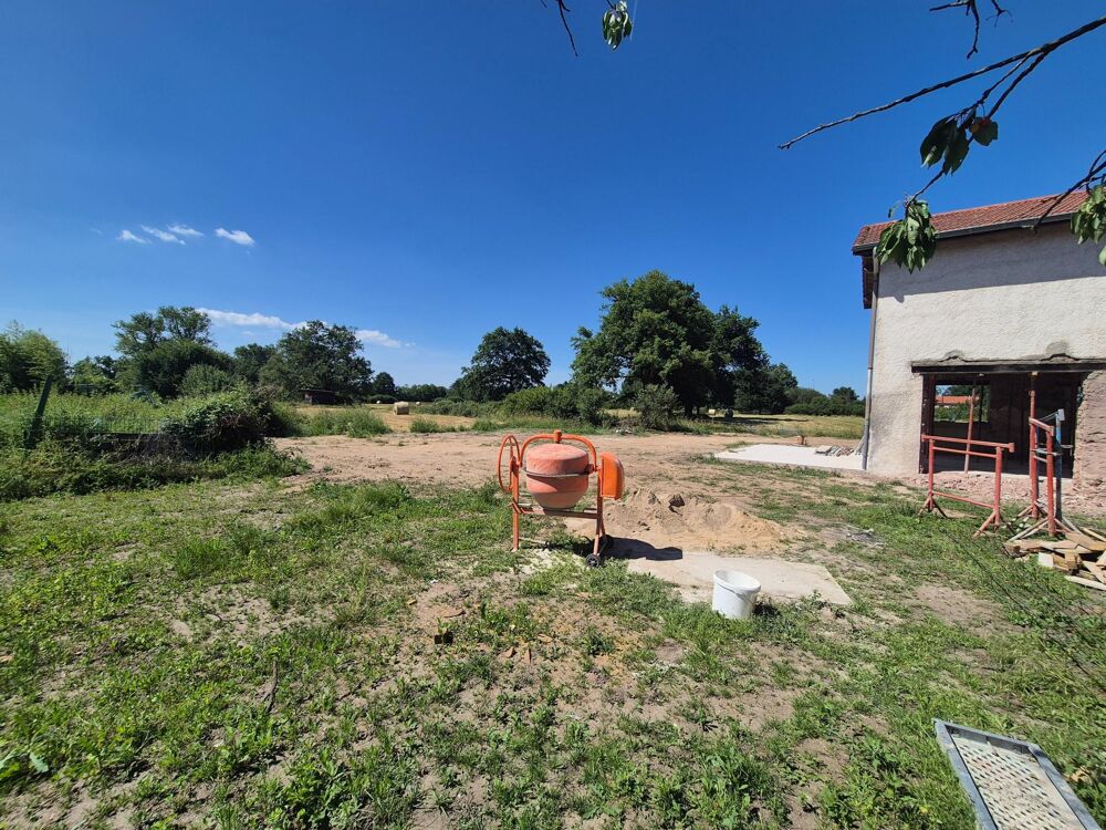 Grange au calme avec terrain privatif de 550m2.