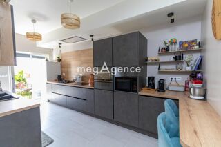  Maison � vendre 8 pi�ces 221 m�