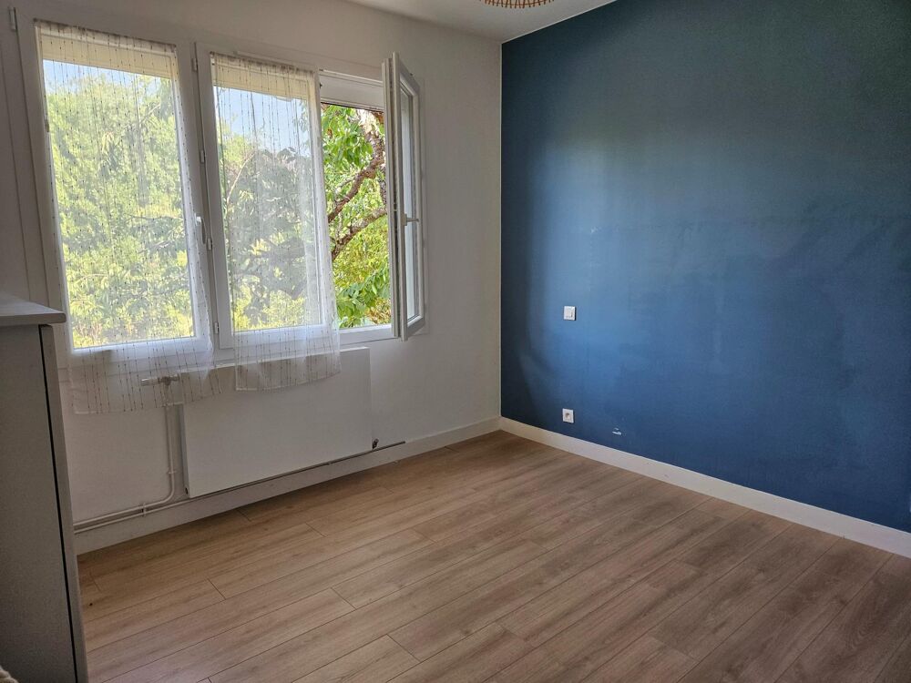 Pavillon sur sous-sol complet 3 chambres, terrain 850m²