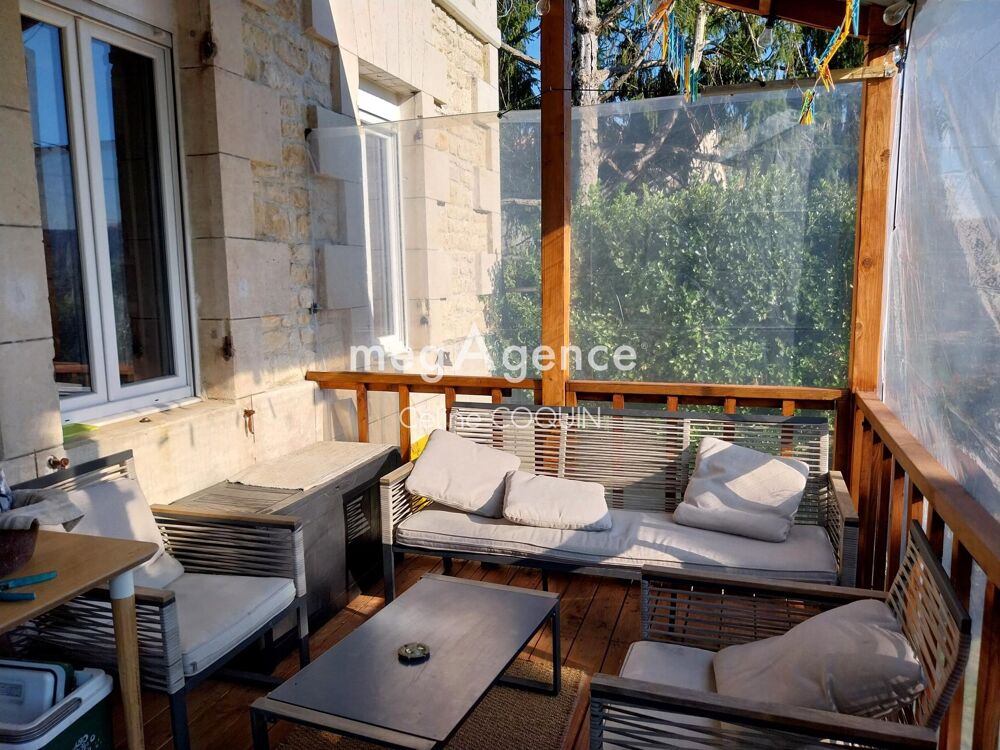 Maison rénovée 85 m²  Jardin  Terrasse  2 chambres + bureau  À 3 min de Jonzac