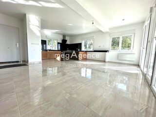  Maison  vendre 7 pices 168 m