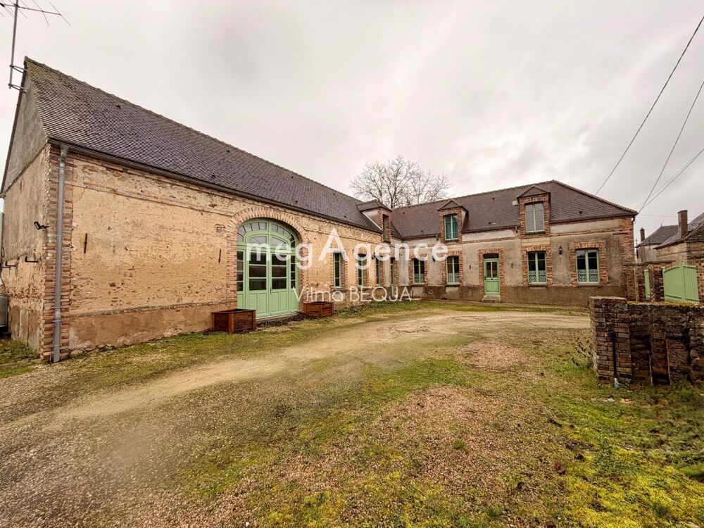 Vente Maison Authentique maison ancienne, dépendance et grands volumes Villebougis
