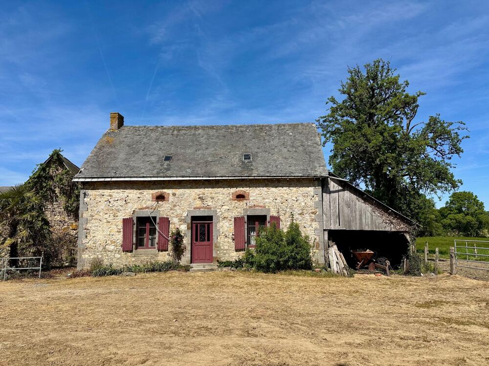 Vente Maison Corps de ferme à rénover sur 23 hectares 0144. Saint-georges-buttavent