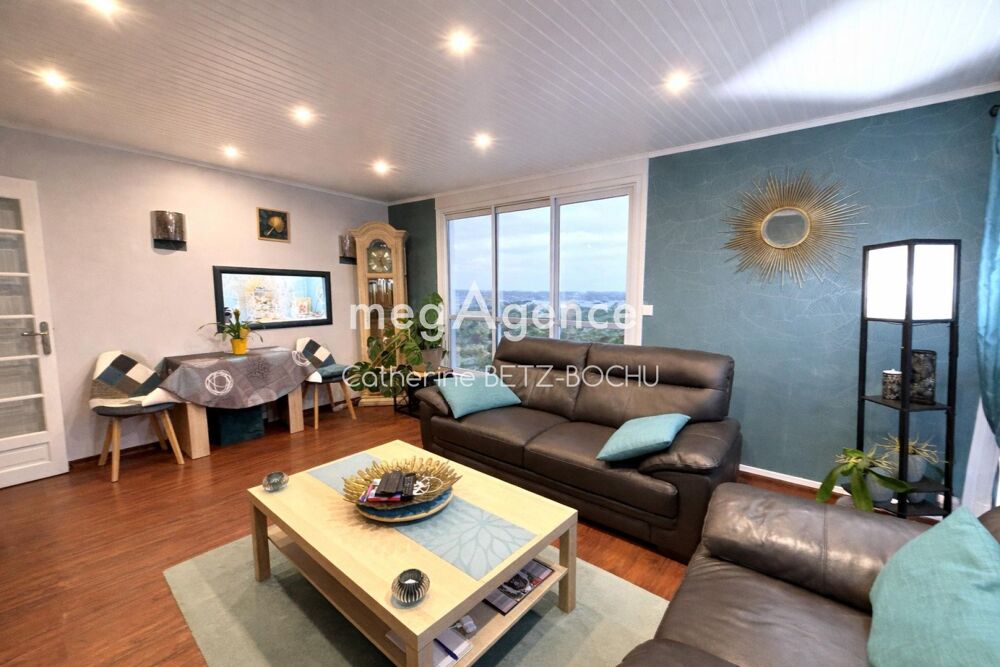 APPARTEMENT T3 PLEIN-CENTRE AVEC VUE DEGAGEE ET BALCON