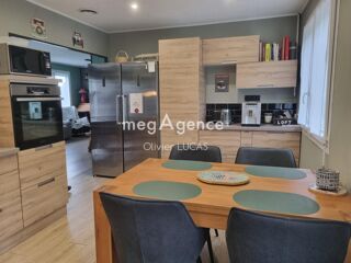  Maison  vendre 6 pices 133 m