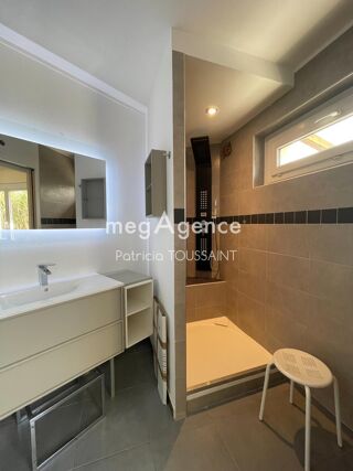  Immeuble à vendre 319 m²