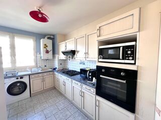  Appartement � vendre 4 pi�ces 83 m�