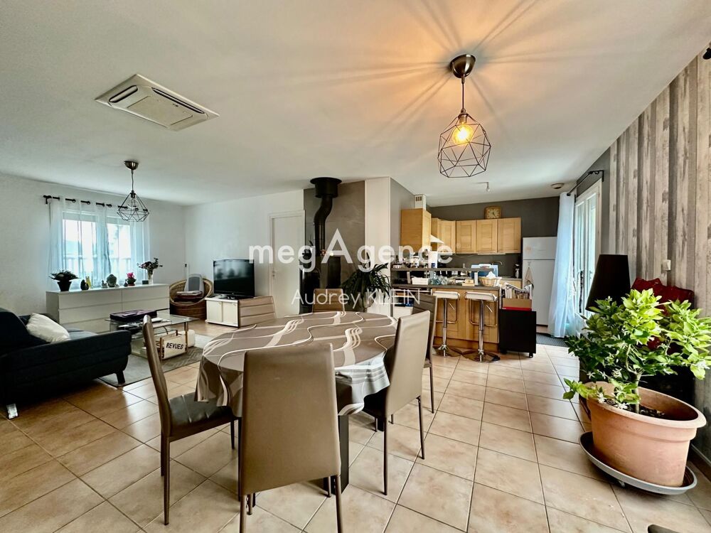 Maison de plain pied sur 1000m2 de terrain clos- Coup de coeur assuré- Clim réversible