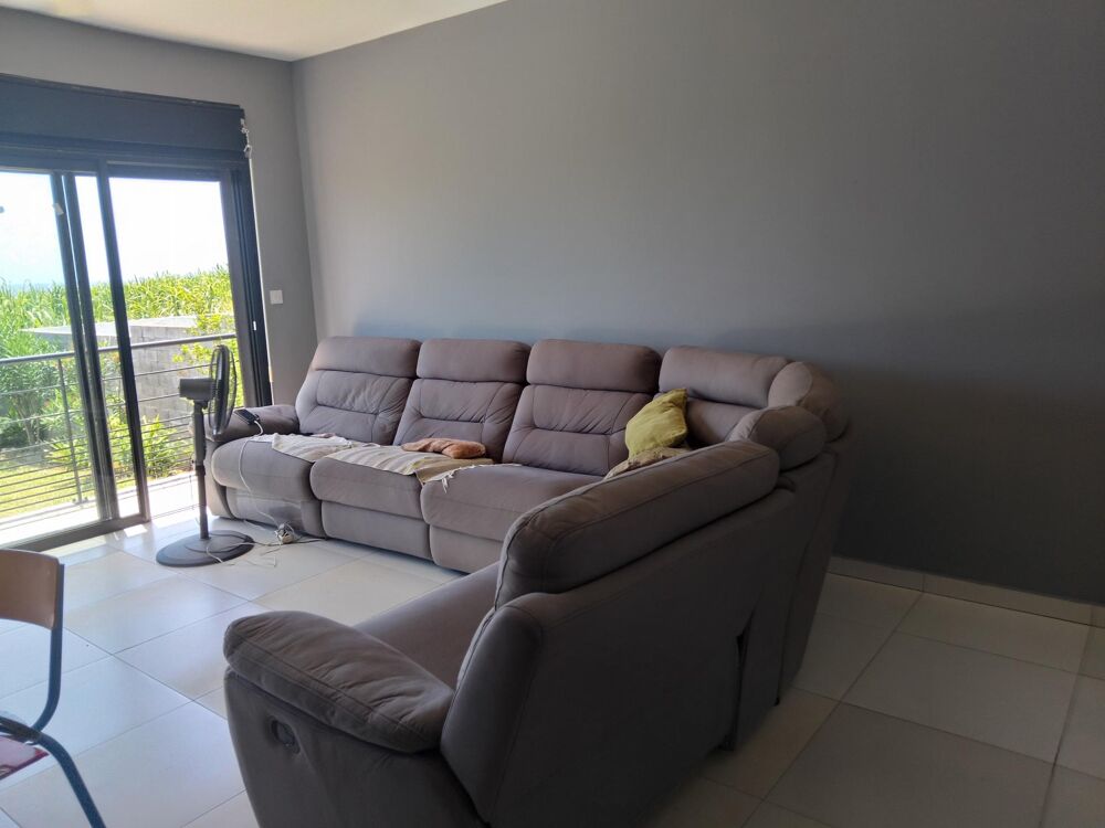 Vente Maison Dans la commune de Sainte-Marie, villa récente de 135 m 2 habitables, type T5, 4 chambres, sur deux niveaux sur une parcelle de Sainte-marie