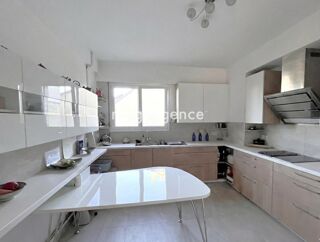  Appartement à vendre 6 pièces 165 m²