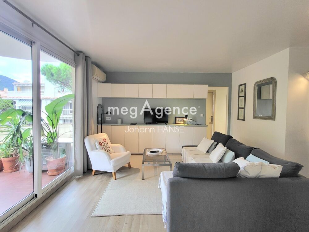 CAVALAIRE-SUR-MER  T3 RÉNOVÉ 59 M²  TERRASSE 13 M²  GARAGE FERMÉ