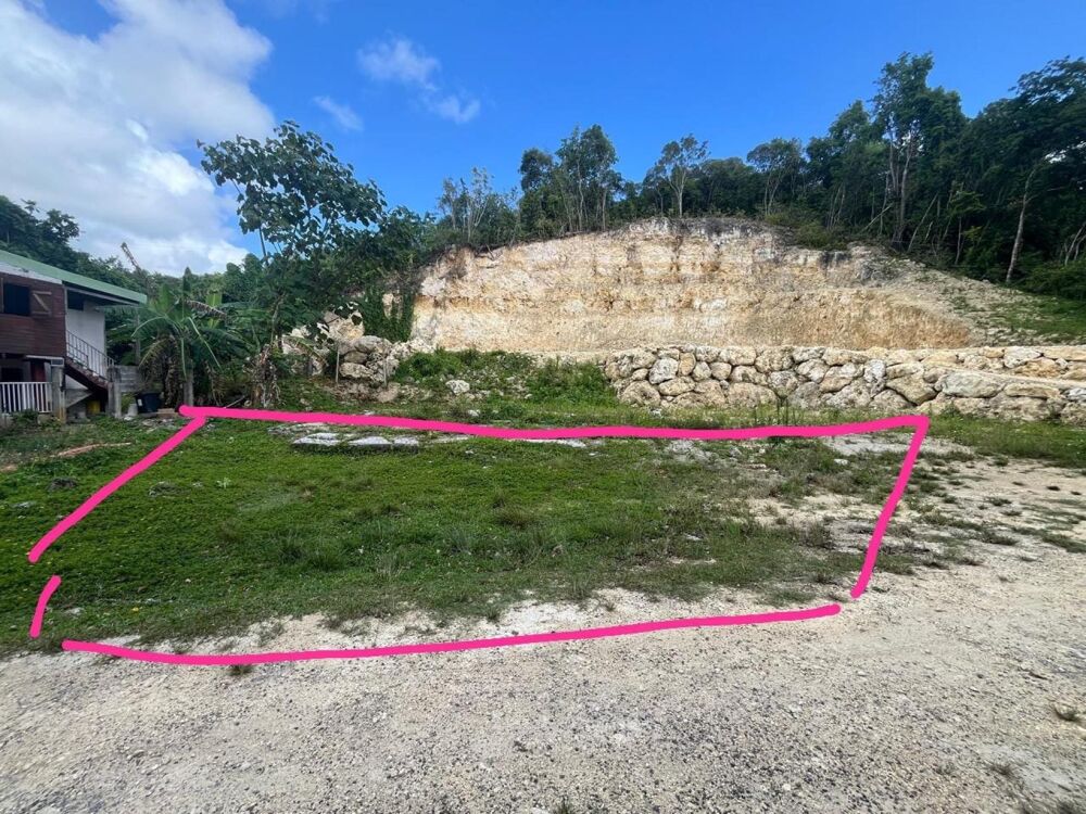 Vente Terrain TERRAIN VIABILISÉ DE 413 m² AUX ABYMES – FORT POTENTIEL DE CONSTRUCTION Les abymes