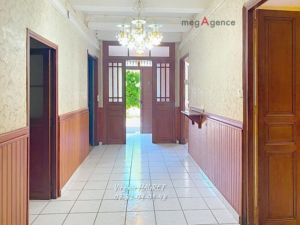 Vente Maison MAISON VIGNERONNE 160m² - 4 CHAMBRES- 2 SALLES D'EAU- 1 HANGAR 100m² et JARDIN indépendant 250m² Coursan
