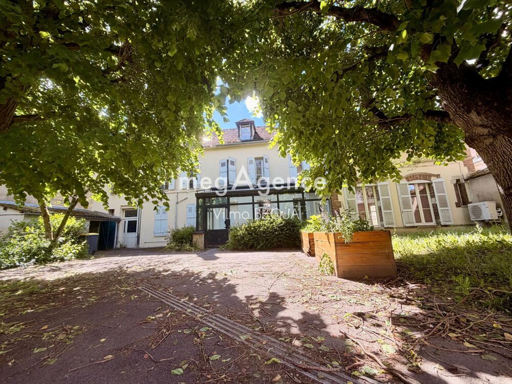 Vente Immeuble Ensemble immobilier au cœur du centre ville de Sens Sens