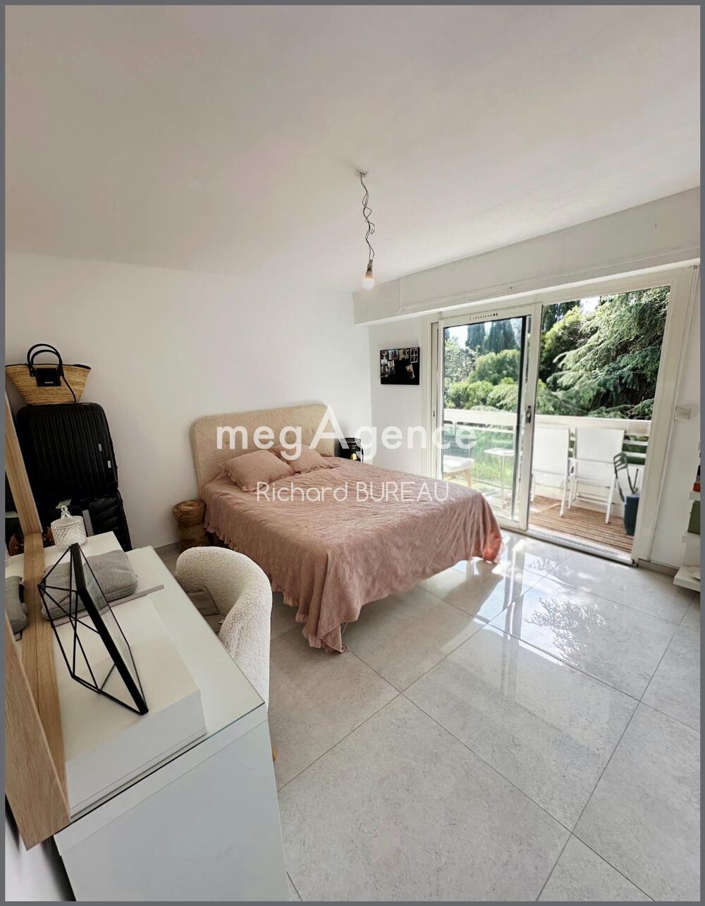 Vente Appartement Grand T2 avec un dressing/bureau Hyères Hyeres