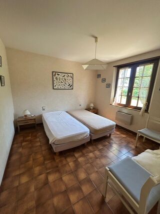  Maison  vendre 6 pices 161 m