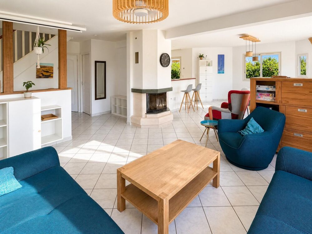 Vente Maison PAVILLON- 5 CHAMBRES-  DOUBLE GARAGE- JARDIN Change