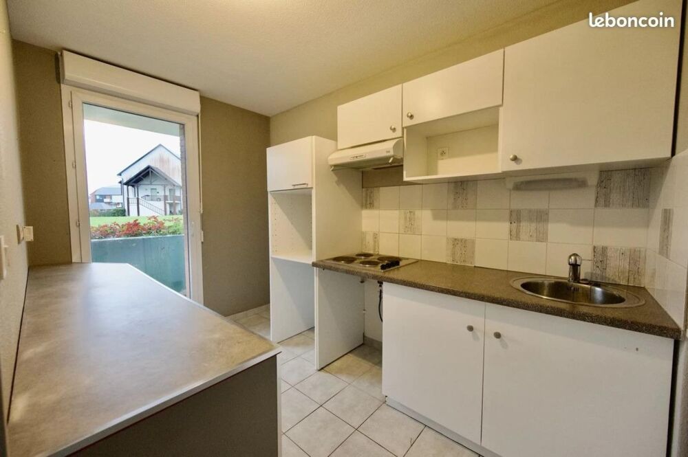 La rivière saint Sauveur, RDC, 3 pièces 62.8 m², balcon 8m², 2 places de parking. piscine, tennis, résidence sécurisée.