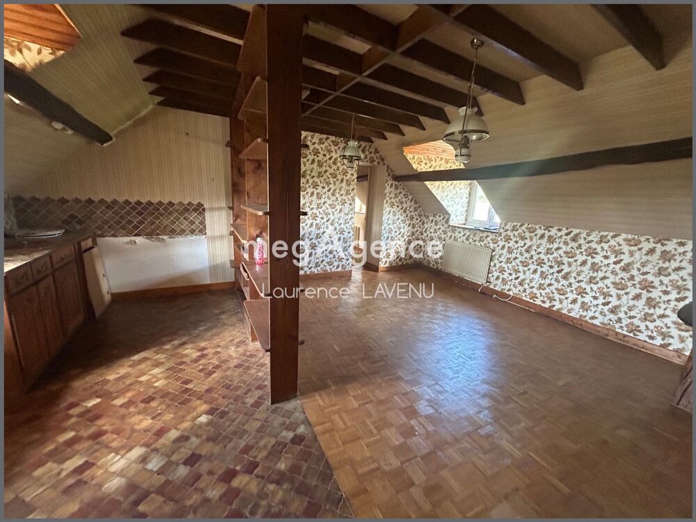 Maison en pierre avec plus dun hectare de terrain attenant