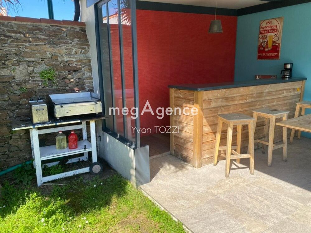Vente Maison Maison en pierre  5 chambres avec piscine et atelier Les sables-d'olonne