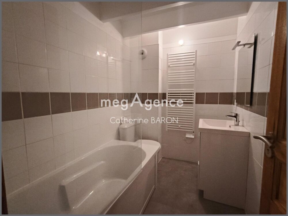 Location Maison Maison rénovée 2 chambres 2 salle d'eau 2 wc Cognac