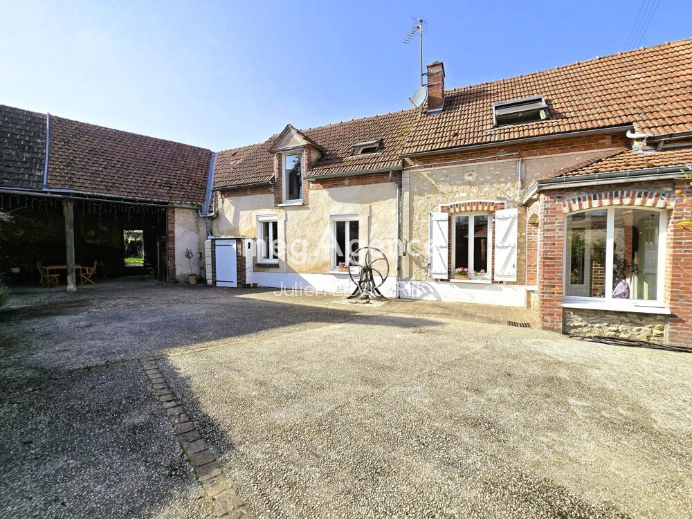 Maison 6 pièces 147 m² · à Auneau-Bleury-Saint-Sy... · 147 m² · 259 000 €