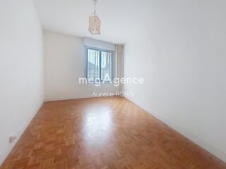  Appartement � vendre 4 pi�ces 82 m�