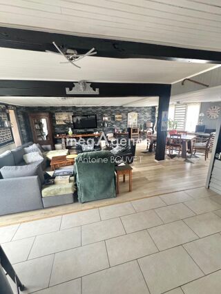  Maison � vendre 8 pi�ces 229 m�