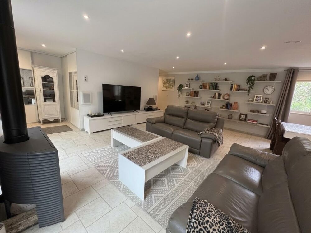 Vente Maison Coup de cœur à Quincampoix : propriété contemporaine d'exception, espaces de vie généreux et cadre de vie idyllique Quincampoix