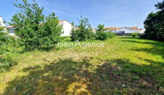  Terrain à vendre 593 m²