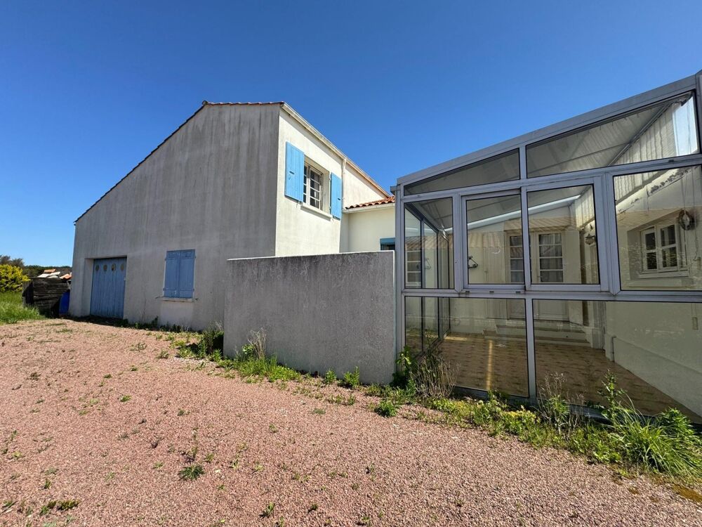 LE CHÂTEAU-DOLÉRON  MAISON 143 m²  4 CHAMBRES  GARAGE DOUBLE  TERRAIN 1 869 m²