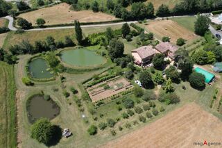  Maison  vendre 6 pices 243 m