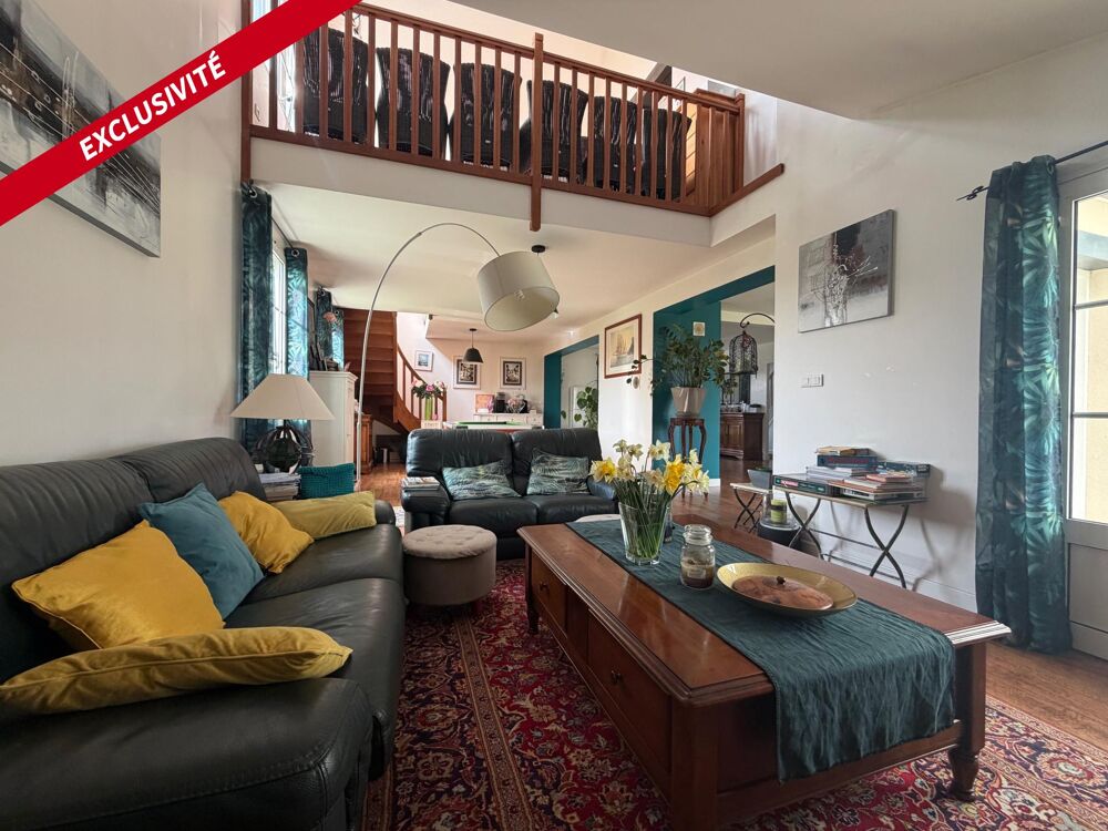 Vente Maison Maison 7 pièces 201 m2 Le louroux