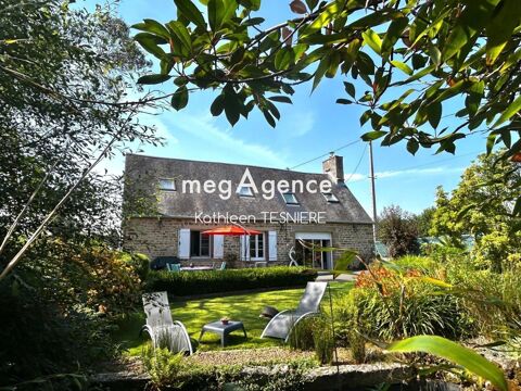   Maison en pierre de 105 m� offrant une vie de plain-pied. Maison - 4 pi�ce(s) - 105 m�