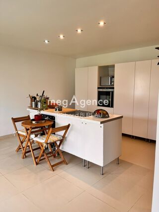  Maison � vendre 8 pi�ces 223 m�