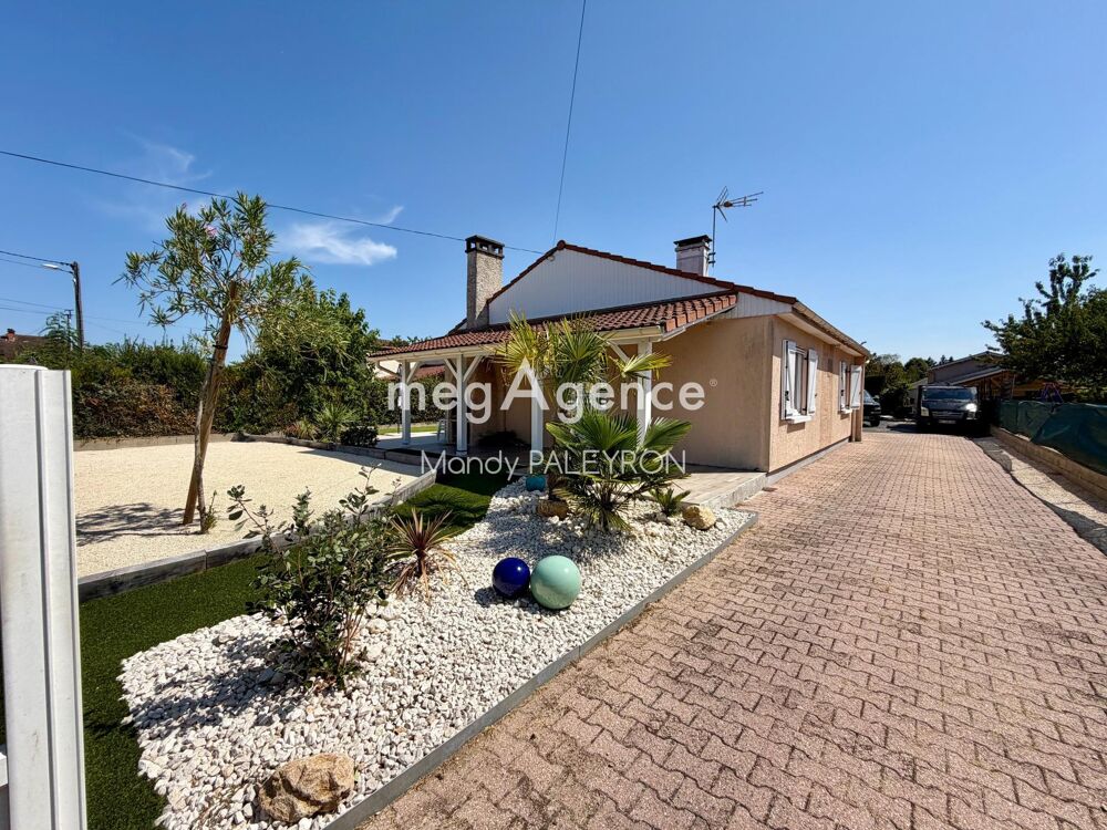 Vente Maison Plain-pied 110 m² – 5 pièces – bel extérieur Saint-romain-de-jalionas