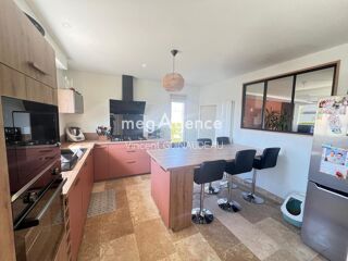  Maison à vendre 7 pièces 197 m²