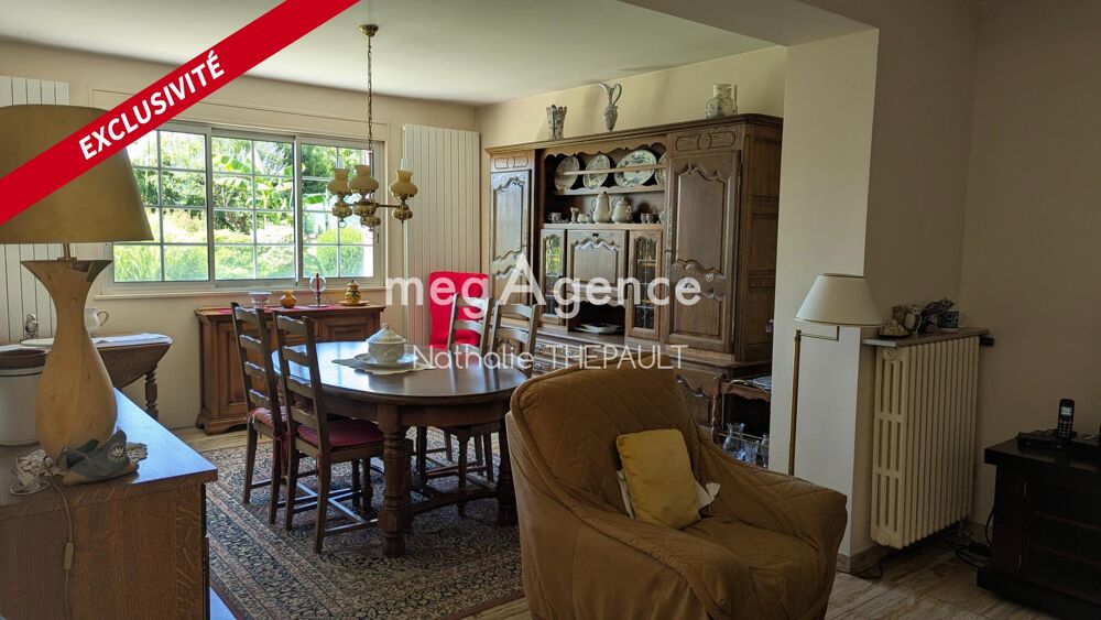 GUERNES (78520)  Élégante propriété familiale de 230 m².