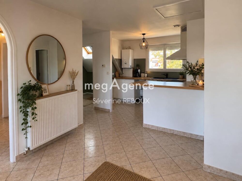Appartement Type 4 lumineux avec garage