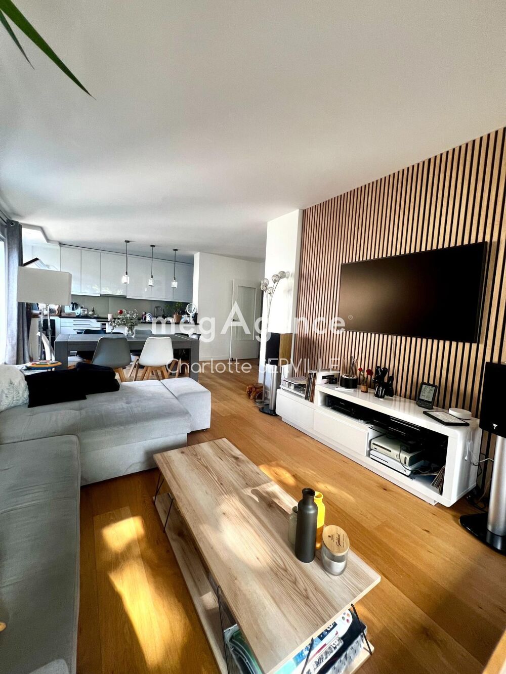 Coup de coeur à Parly 2 - 4 pièces familial de 102 m² clé en main avec balcon, loggia et dressing
