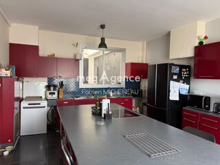  Maison à vendre 8 pièces 196 m²