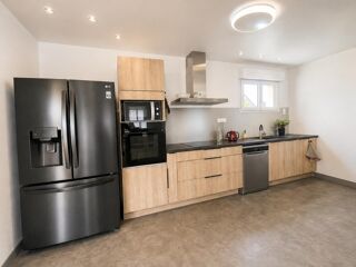  Maison à vendre 11 pièces 180 m²
