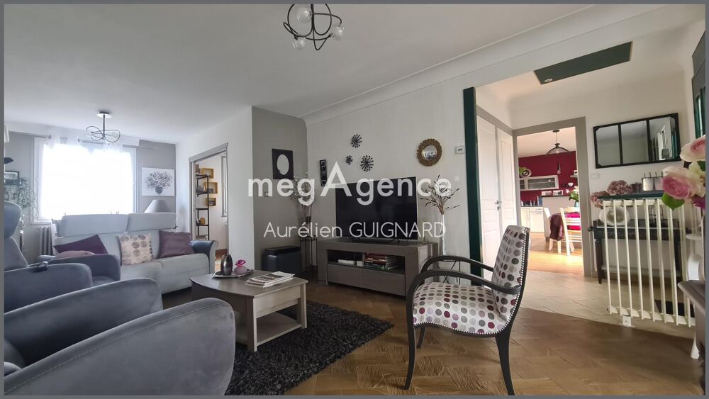 Vente Maison 4 chambres, jardin arboré. Beaux volumes à vivre. Bressuire