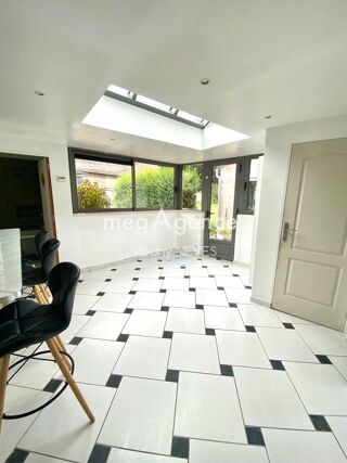  Maison  vendre 6 pices 135 m