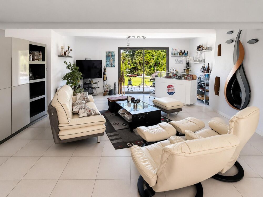 Vente Maison Maison 183 m² avec un très beau jardin et dépendances Mulsanne