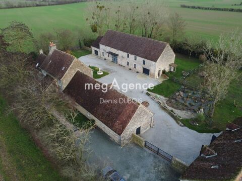   propri�t� comprenant 2 vastes maisons r�nov�es Maison - 10 pi�ce(s) - 360 m�