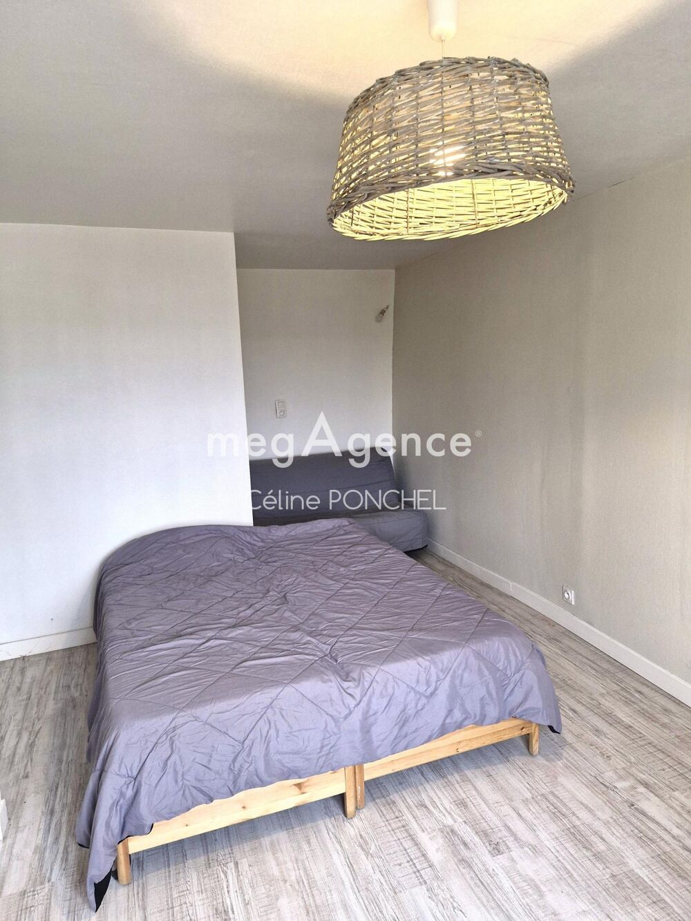 Charmante maison ancienne de 96 m²  Leyment (01)