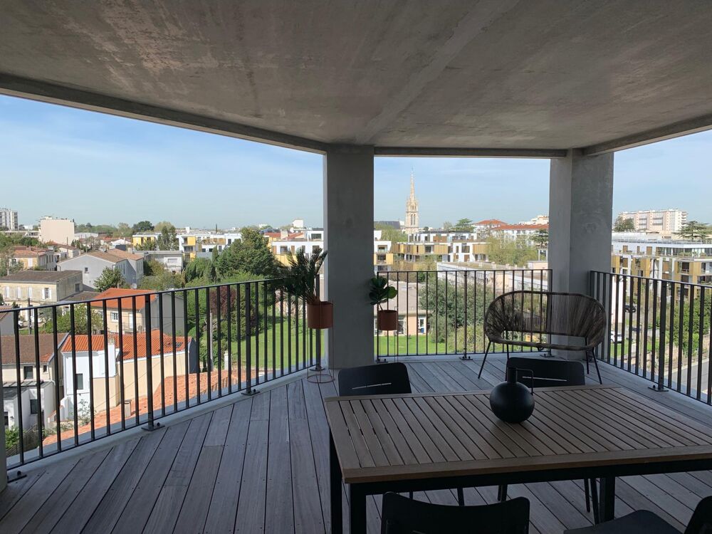 Vente Appartement Découvrez un loft d'exception à Cauderan, alliant charme new-yorkais et vue imprenable, où modernité et luminosité se rencontren Bordeaux